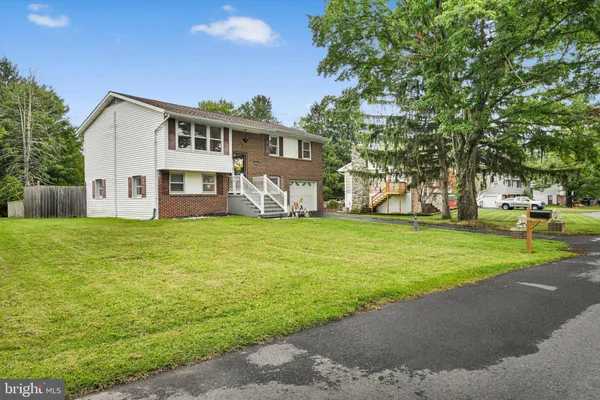 395 MARSHALL DR