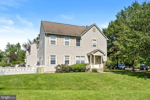 119 CROMWELL DR
