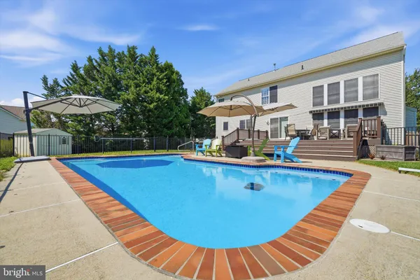 302 EASTFIELD PL