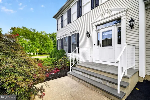 86 CHICORY LN