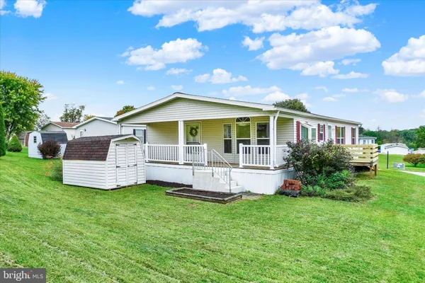 132 GATESHEAD DR