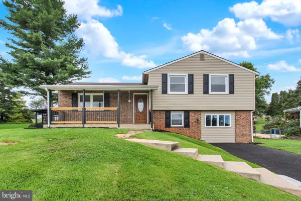126 CLAREMONT DR