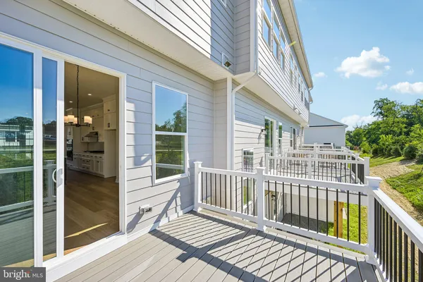145 RIVER TRAIL CIR