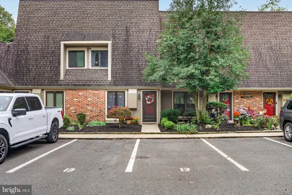 13 DORSET DR 134