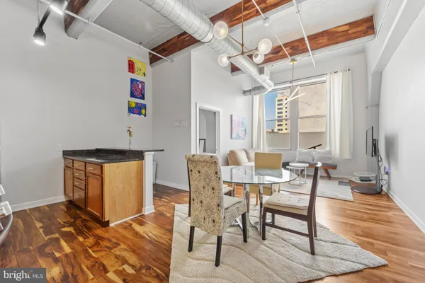 511 N BROAD ST 304