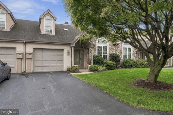 110 GREENVIEW DR