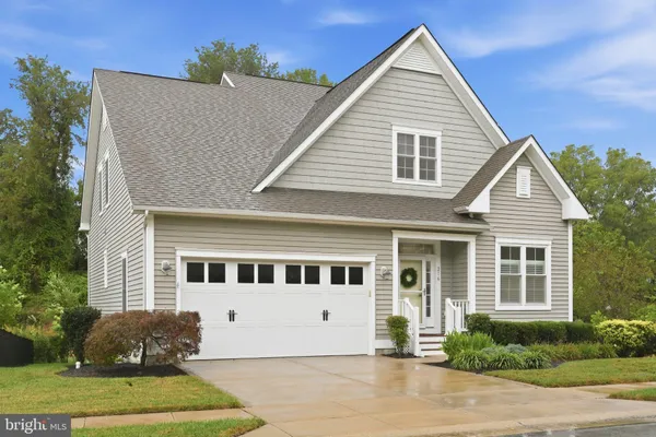 216 SALTGRASS DR