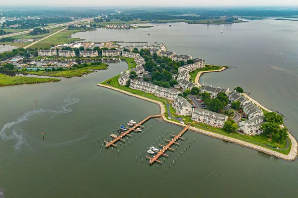 1202 OYSTER COVE DR
