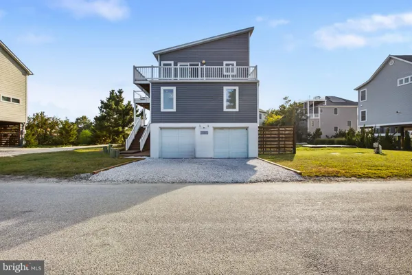 307 S BAY SHORE DR