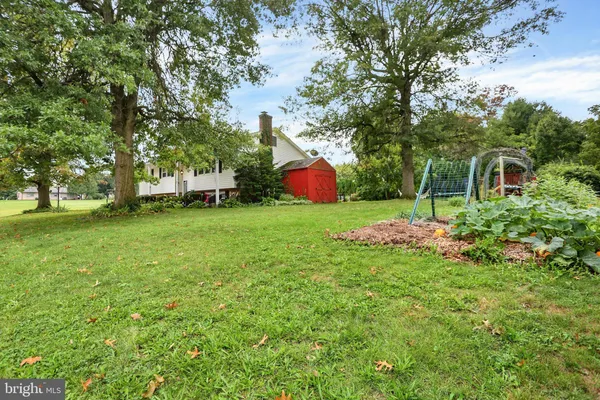 100 N FAIRVILLE AVE