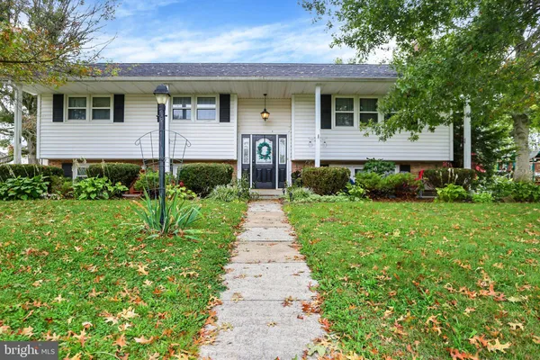 100 N FAIRVILLE AVE