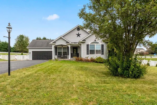 440 SUNSET DR