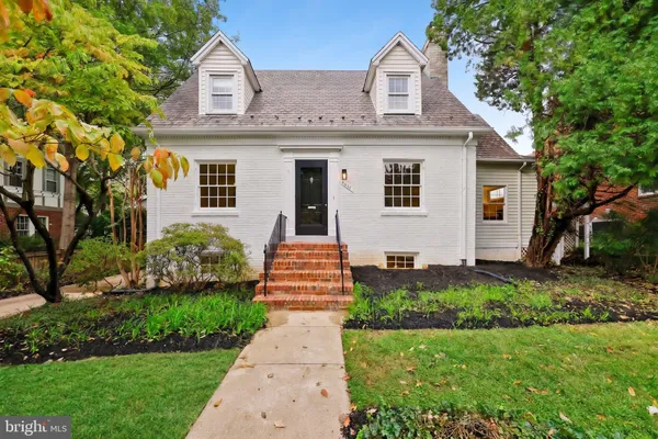 4617 DE RUSSEY PKWY