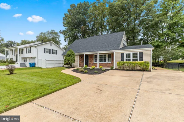 13117 MELVILLE LN