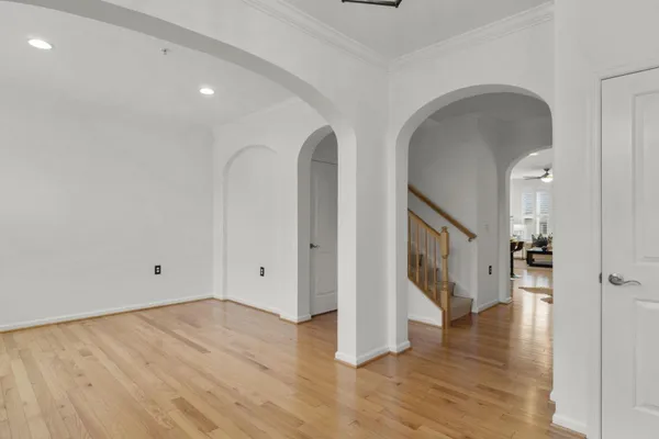 3041 JACOBS GARDEN LN
