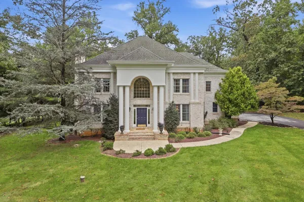 2606 CHESTNUT WOODS CT
