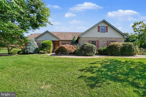 17 FOXWOOD DR
