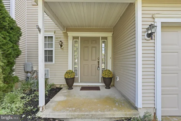 90 CYPRESS PL