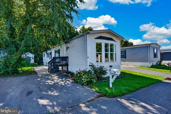 13 TAMARAC TRL