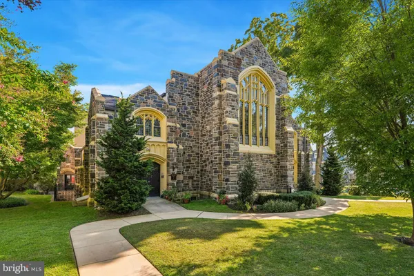 200 PRICE AVE 2