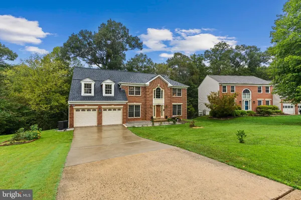 6832 COMPTON HEIGHTS CIR
