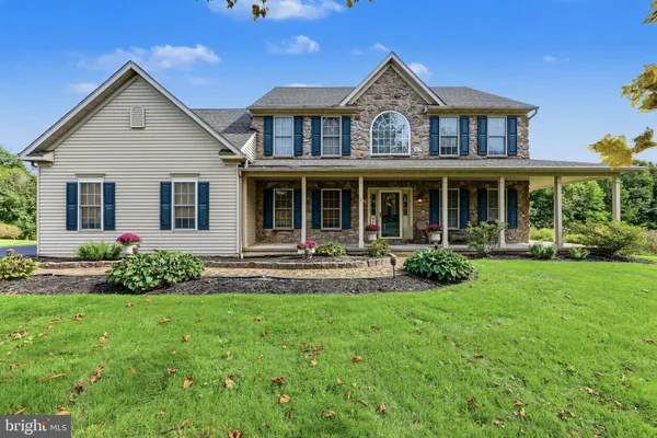 115 SANDY WAY