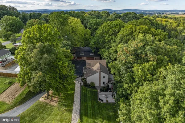 115 SKYVIEW LN