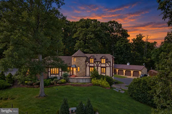 1934 HARKINS RD