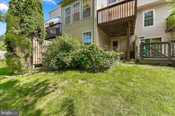 110 GREEN HILL RD 5