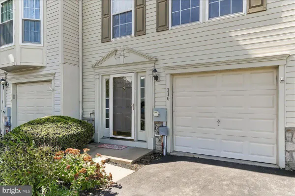 110 GREEN HILL RD 5