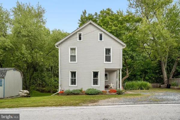 1916 CARROLLS TRACT RD
