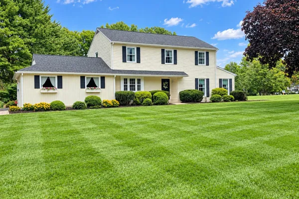 111 NOB HILL PARK DR