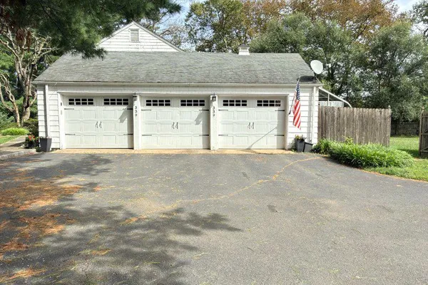 339 RAYMOND RD