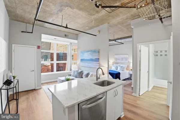 1300 N ST 207