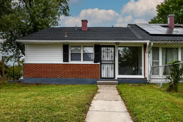 1907 BENDER CT