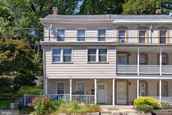 59 W WYOMISSING AVE