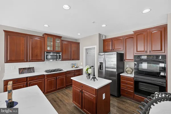 12107 MAGNOLIA PARK PL