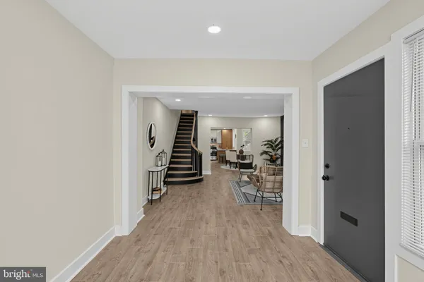 248 S SAINT BERNARD ST