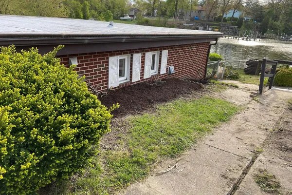 7678 BERRY DR