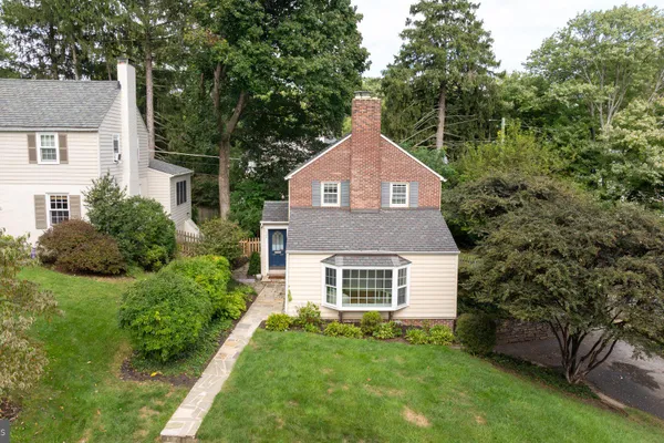 324 WEATHERBEE RD