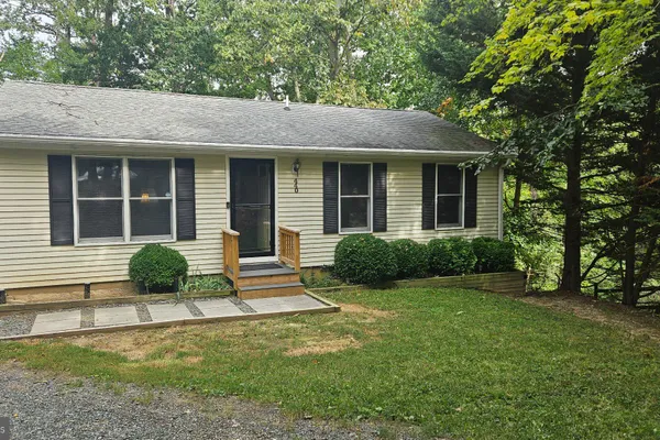 440 COUNCIL BLUFFS CT