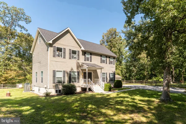 325 RINGS END RD