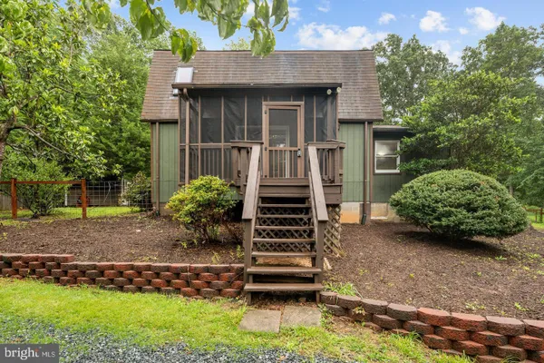 78 HIDDEN LAKE DR