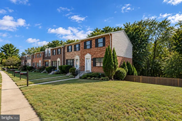 731 WILTON FARM DR