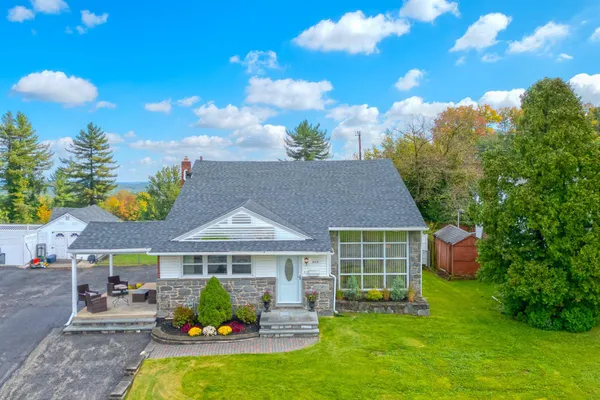 409 REDHILL DR