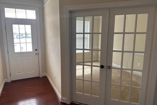 20236 HUNTINGTON CT