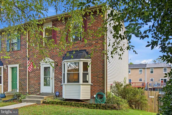 347 COOL BREEZE CT