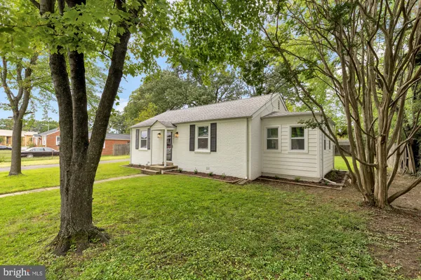 3211 NEWKIRK AVE