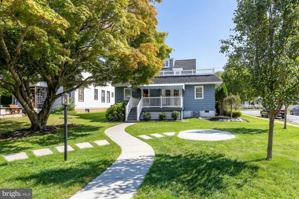 160 W HOLLY AVE