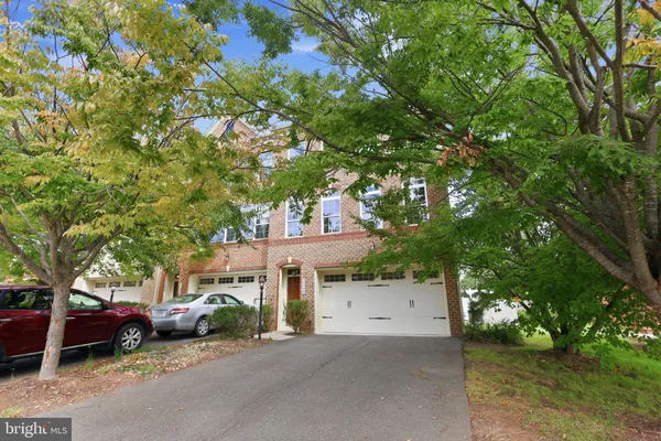 24958 ASHGARTEN DR